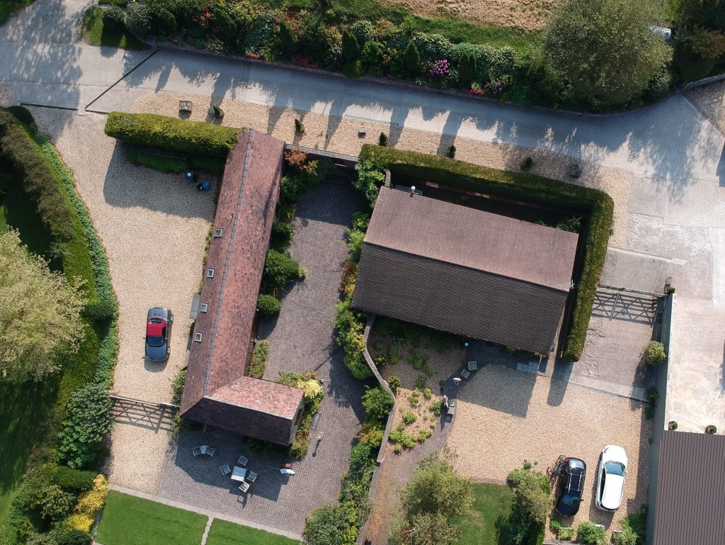 Converted barns, Modern and Traditional